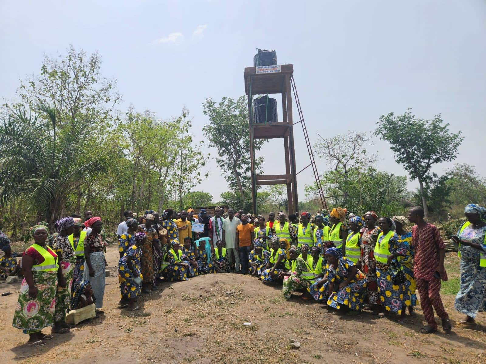 Réalisation d&rsquo;un château d&rsquo;eau par et pour les des femmes de Tchetti
